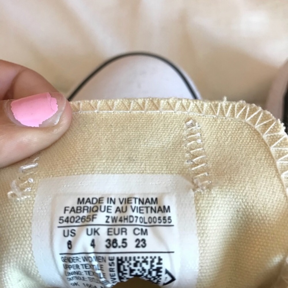 Platform Converse - image 2